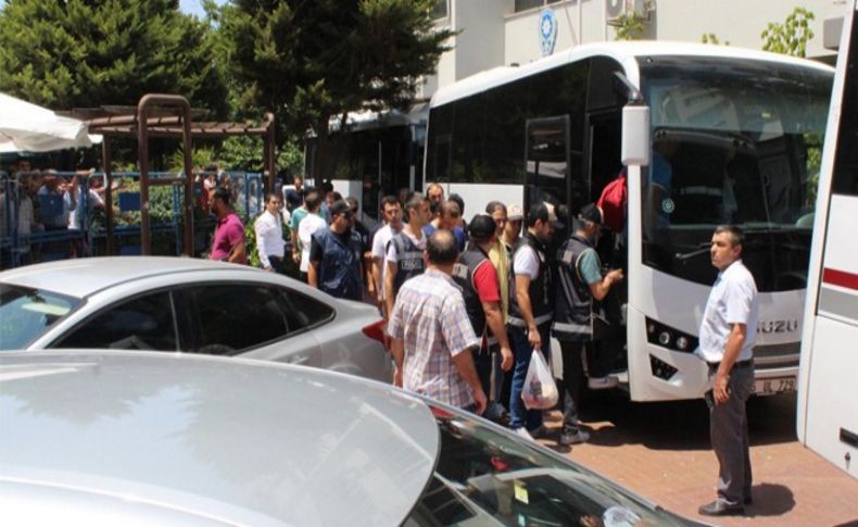 İzmir'de o hakim ve savcılar bu kez tutuklandılar