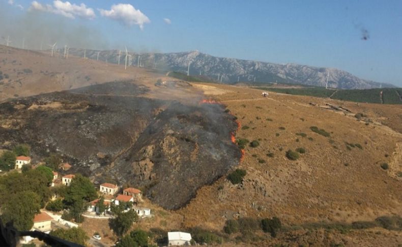 İzmir'de otluk alanda çıkan yangın kontrol altına alındı