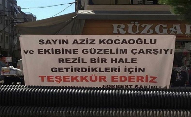 İzmir'de pankartlı protesto