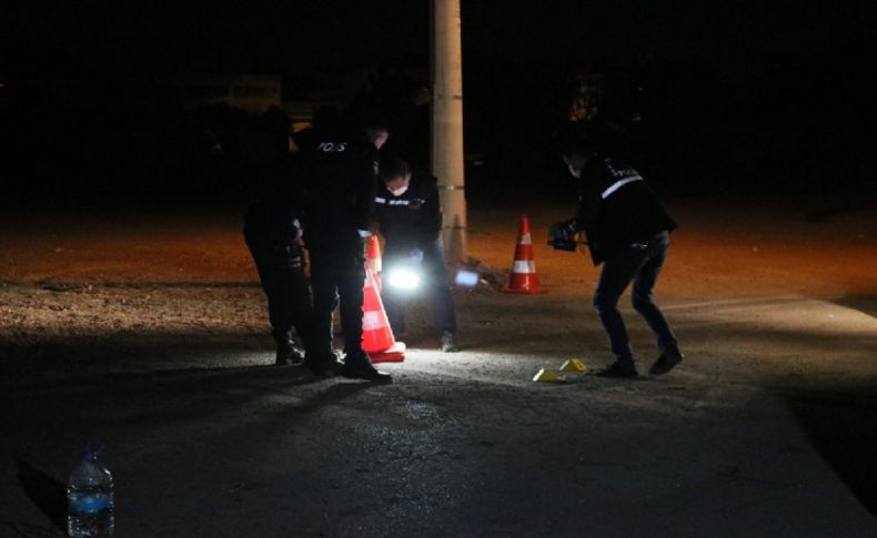 İzmir'de silahla vurulan kişi ağır yaralandı