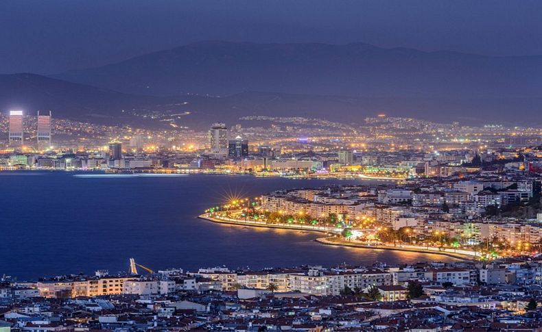 İzmir'de Temmuz ayında konut satışları azaldı