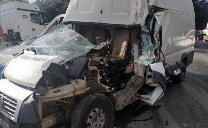 İzmir'de trafik kazası: 1 yaralı