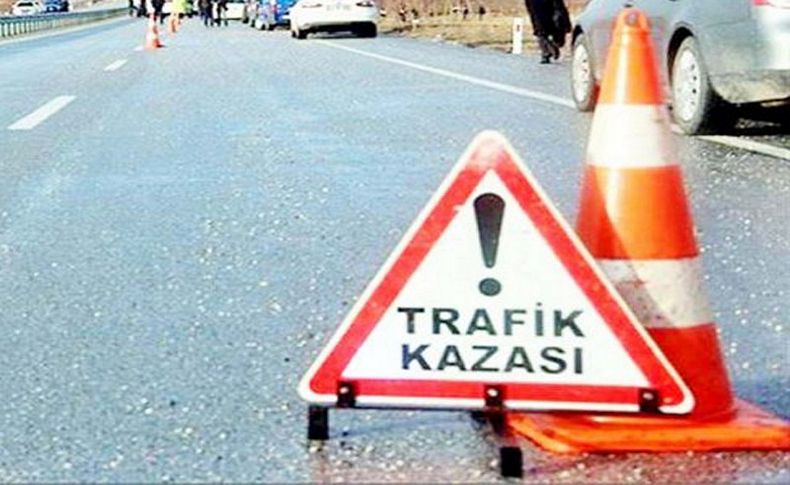 İzmir'de trafik kazası: 4 yaralı