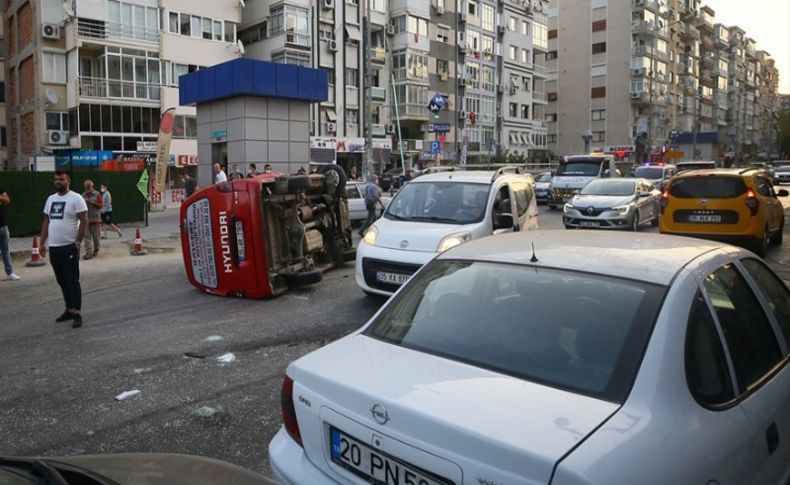 İzmir'de ucuz atlatılan kaza: 3 yaralı