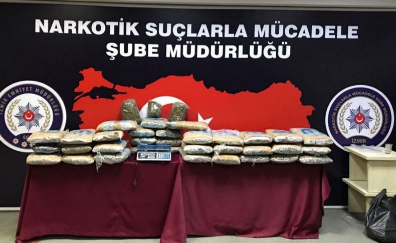 İzmir'de uyuşturucu tacirlerine darbe