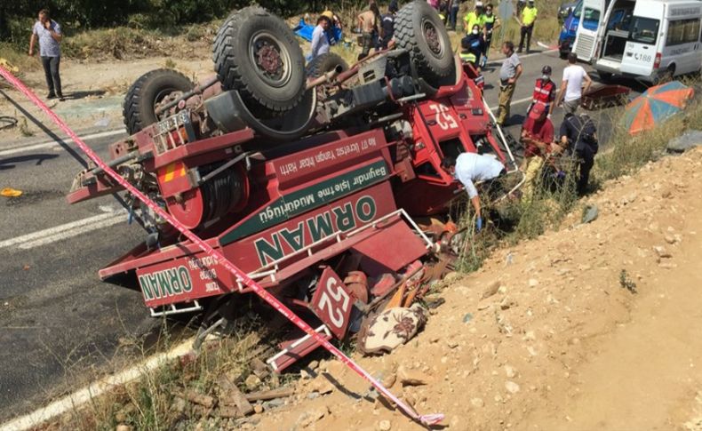 İzmir'de yangına giden arazöz devrildi: 2 ölü, 2 yaralı