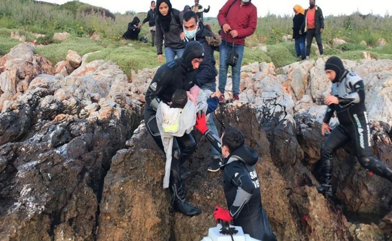İzmir'de Yunan sahil güvenliğinin Türk kara sularına ittiği sığınmacılar kurtarıldı