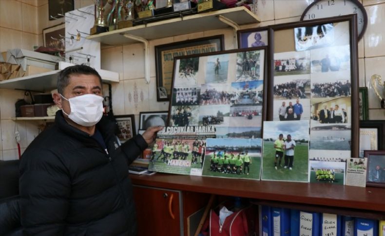 İzmir'deki depremde hayatını kaybeden futbolcu için anı köşesi oluşturuldu
