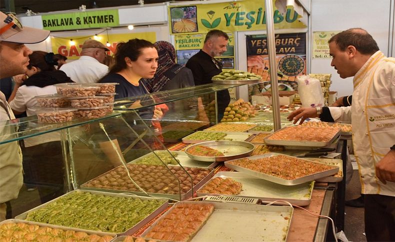 İzmir'deki Gaziantep Günleri'ne yoğun ilgi