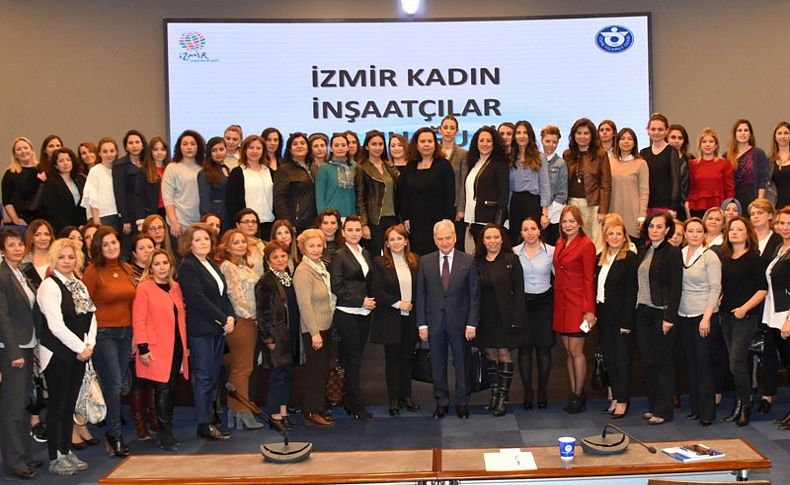 İzmir'deki kadın inşaatçılar için birlik