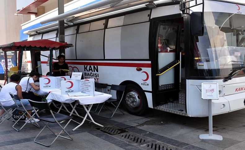 İzmir'deki kan stokları yüzleri güldürdü