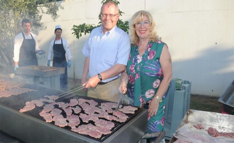 İzmir'e barbekülü veda