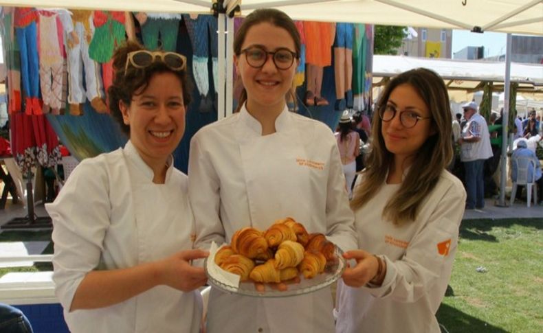 İzmir Ekonomi'den enginarlı tatlar