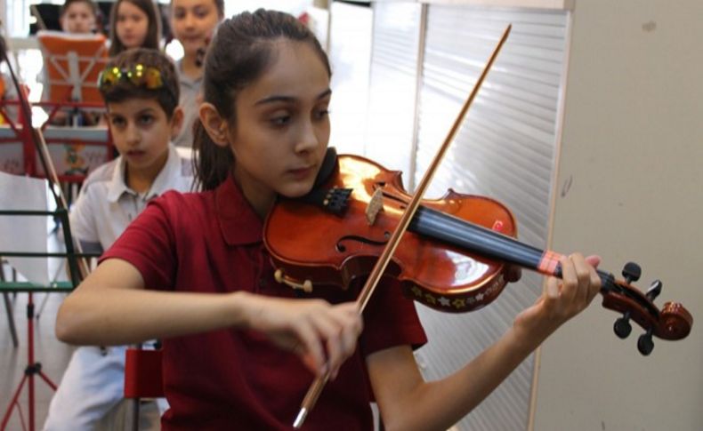 İzmir'in 'El Sistema'sı başardı