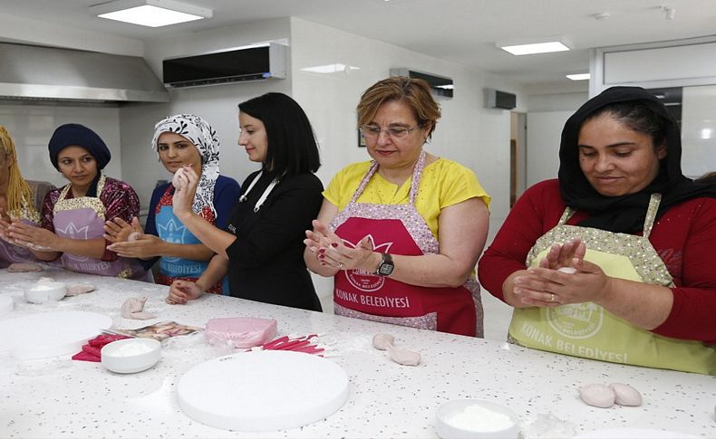 İzmir’in lezzetleri Konak’ta tadılacak