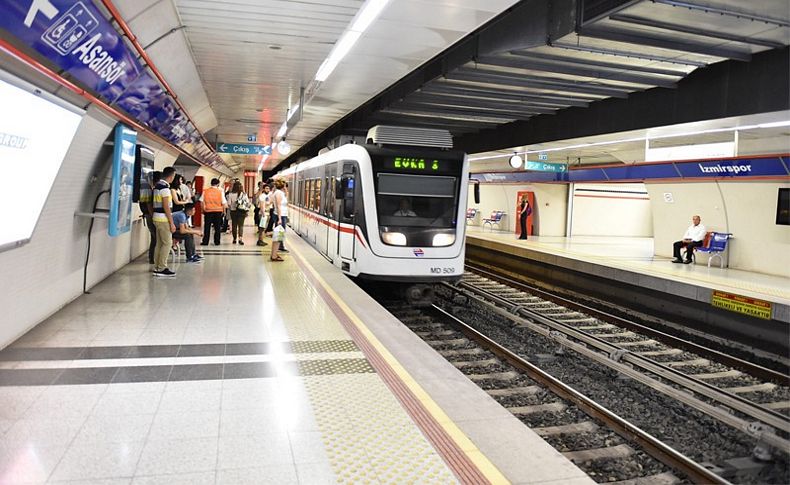 İzmir Metrosu 18 yaşında