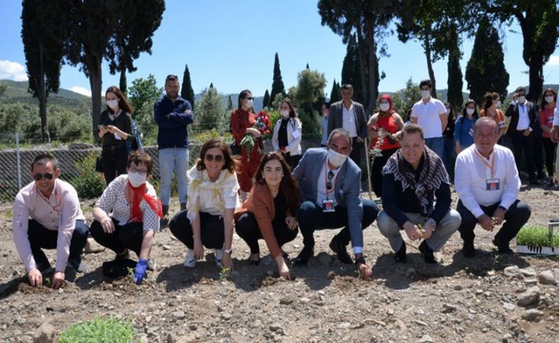 İzmir Milletvekili Sevda Erdan Kılıç Menemen’i ziyaret etti