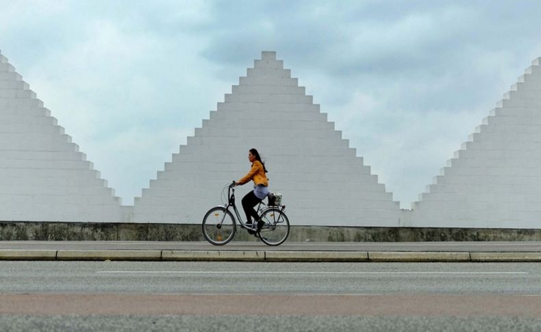 İzmir ve Bremen fotoğrafları bu sergide