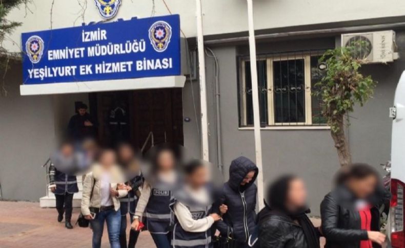 İzmir'de büyük operasyon: Fuhuş çetesi çökertildi!