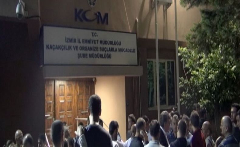 İzmir’de sosyal medya operasyonu: 24 kişi gözaltında