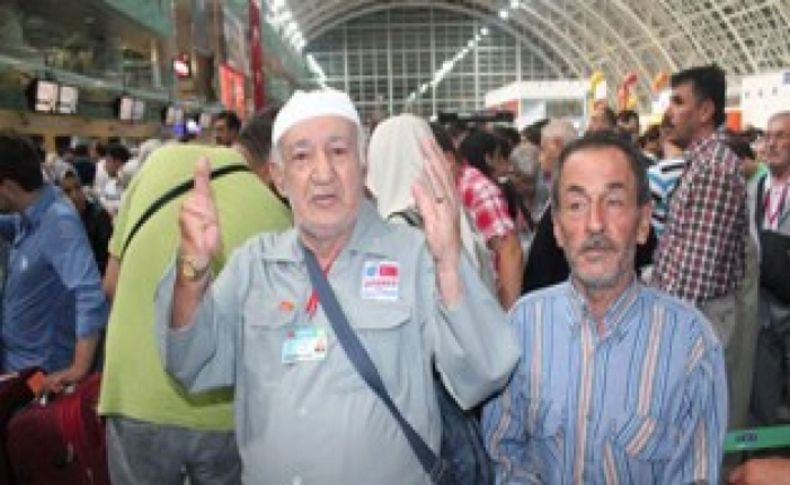 İzmir'den ilk kafile hacı olmak için yola çıktı