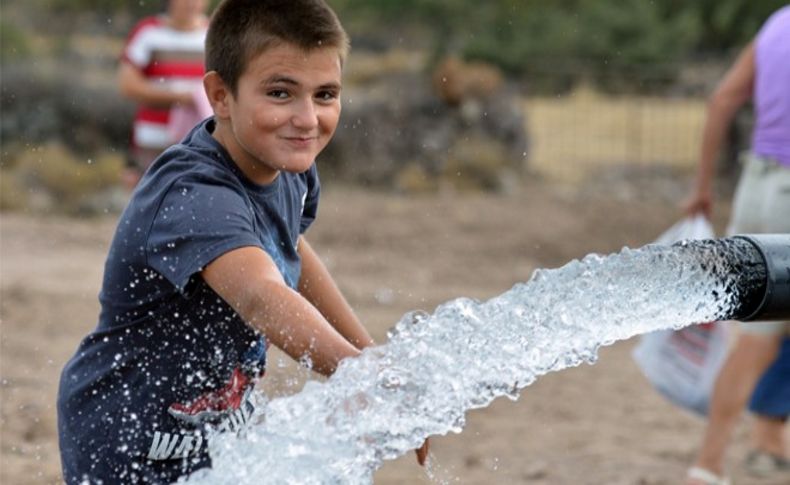 İZSU, 7 ilçeye 17 kuyu daha açıyor