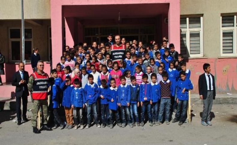 Jandarmadan Öğrencilere Trafik Semineri