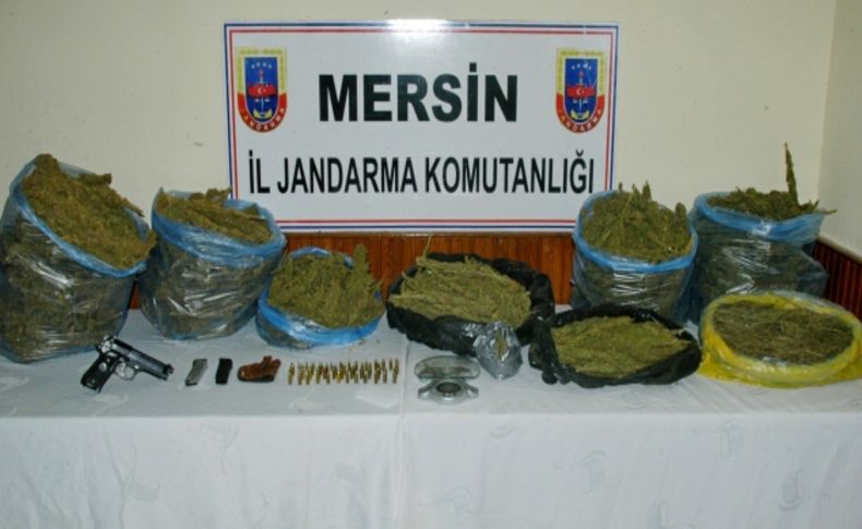 Jandarmadan turistik beldede uyuşturucu operasyonu