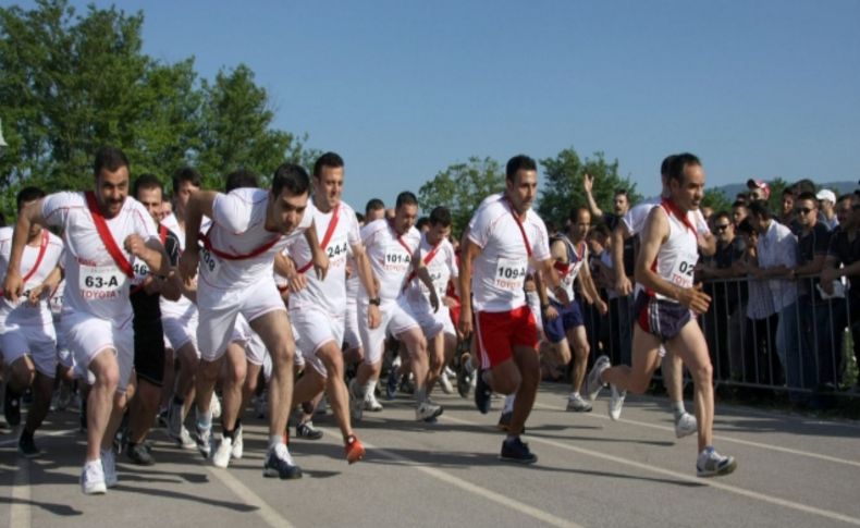 Japonya’nın geleneksel 'Ekiden' yarışları Türkiye fabrikasında da yapıldı