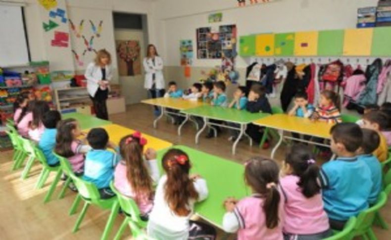 Buca’nın pırlantalarına diş sağlığı eğitimi