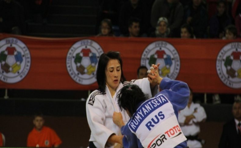 Judo Dünya Şampiyonası'nda Ebru Şahin dünya yedincisi oldu