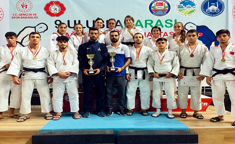 Judoda zirve İzmir Büyükşehir Belediyesi'nin