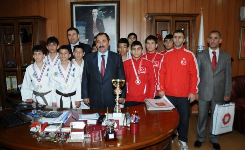 Judoda milli heyecan