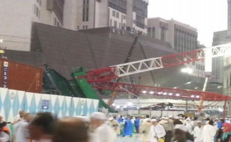 Kabe'de vinç devrildi: En az 107 kişi öldü