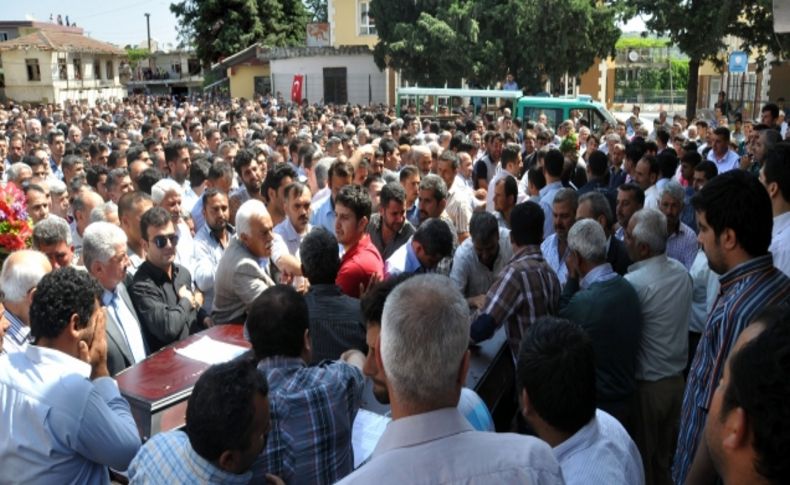 Kaçak akaryakıt deposundaki patlamada ölen 9 kişi toprağa verildi