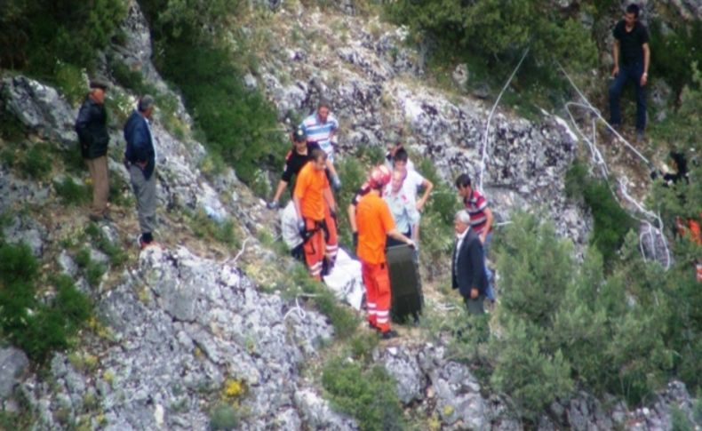 Kaçan oğul arılarını ararken kanyondan düşüp öldü