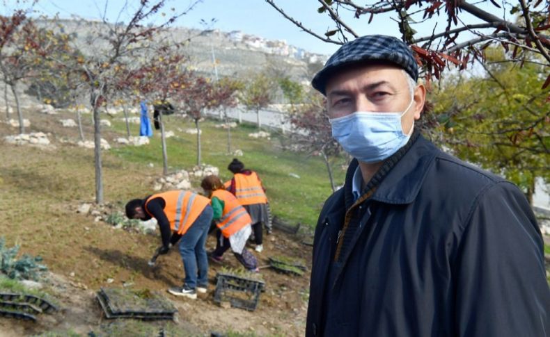 Kadifekale’yi bir de baharda görün