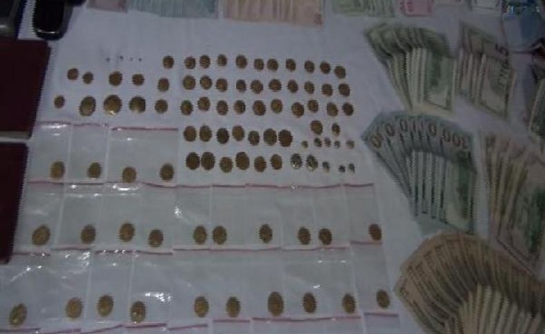 Kadiköy'de 2 Milyon Liralik Tarihi Sikke Ele Geçirildi