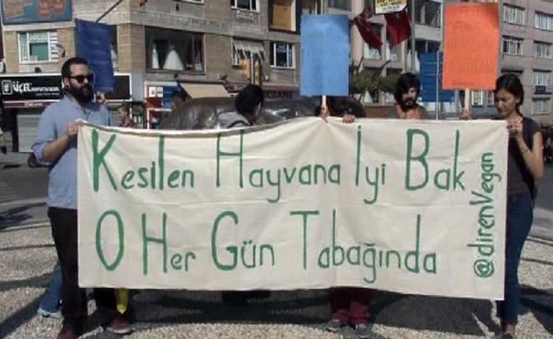 Kadiköy'de Kurban Kesimine Protesto