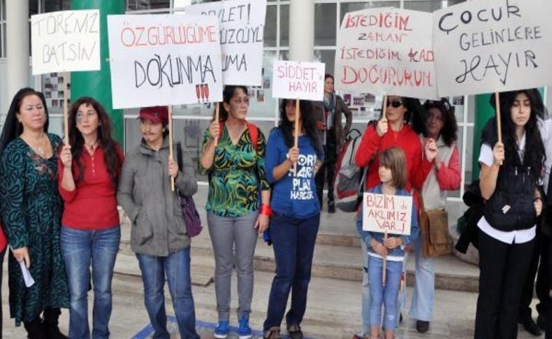 Kadina Yönelik Şiddet Canlandirmasi Izleyenleri Duygulandirdi