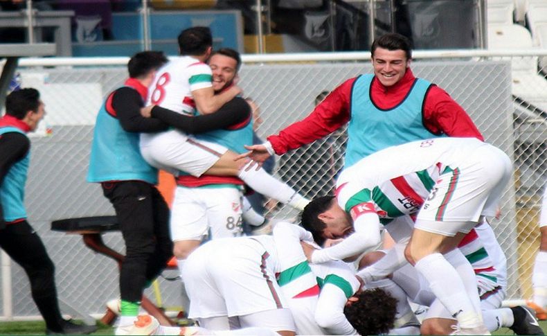 Kaf-Kaf deplasmanda 'Altın' buldu