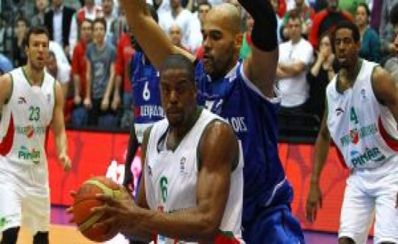 Kaf-Kaf Paris'te güldü: 66-72