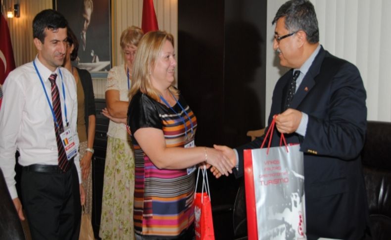 Kahve içerek Türk mutfağını tanımaya başladılar