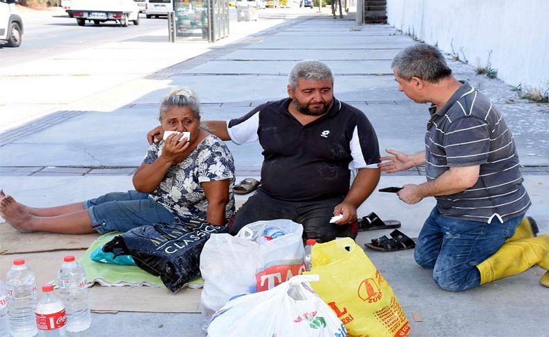 Kaldırımda yaşayan anne ve oğlunun dramı