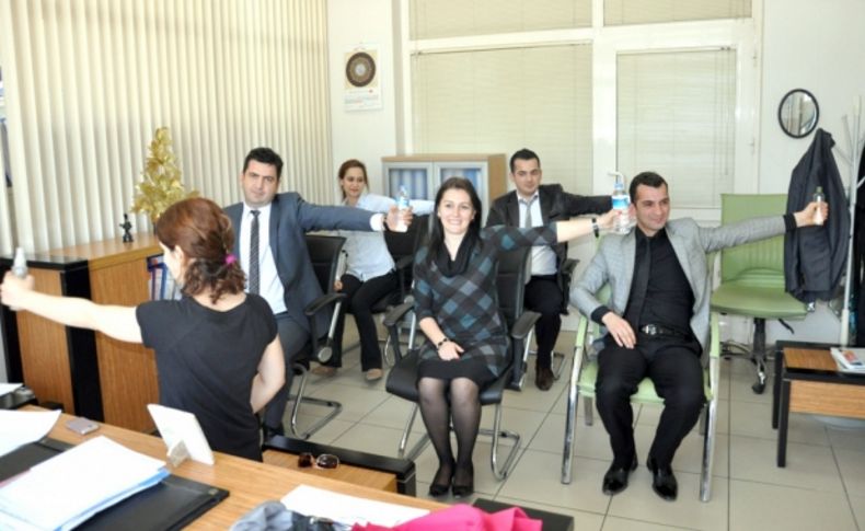 Kamu çalışanları ‘İşyeri egzersizleri’ ile sağlıklarını koruyacak