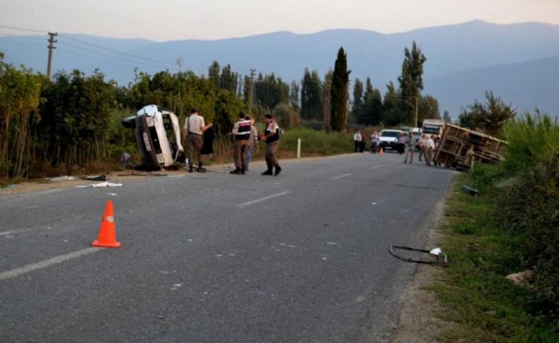 İzmir'de akılalmaz kaza: 3 yaralı