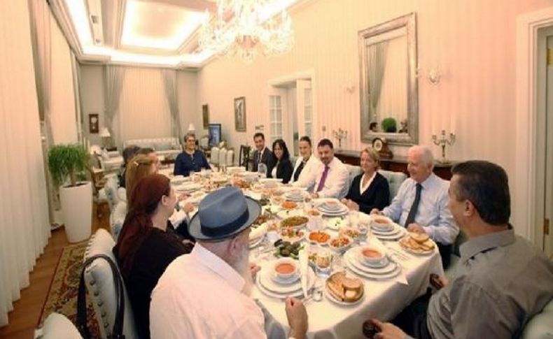 Kanaat Önderleriyle Biraraya Gelen Vali Lekesiz: 'ilimiz Ve Ülkemiz Bu Tabloyu Muhafaza Etmeli