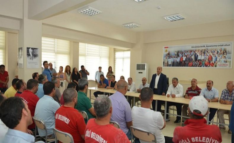Başkan Arslan personeliyle bayramlaştı