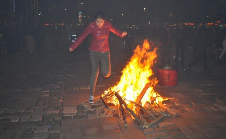 İzmir'de 'Hıdırellez' coşkusu