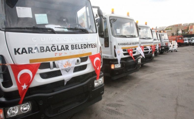 Karabağlar’a yeni temizlik araçları alındı
